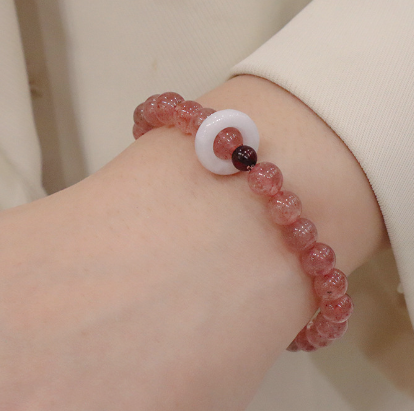 Artistic Pink Quartz Lotus Seed Bracelet for Summer