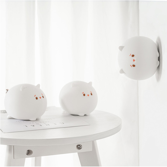 Wall-Mounted Night Light for Nursing - Cat Silicone Design